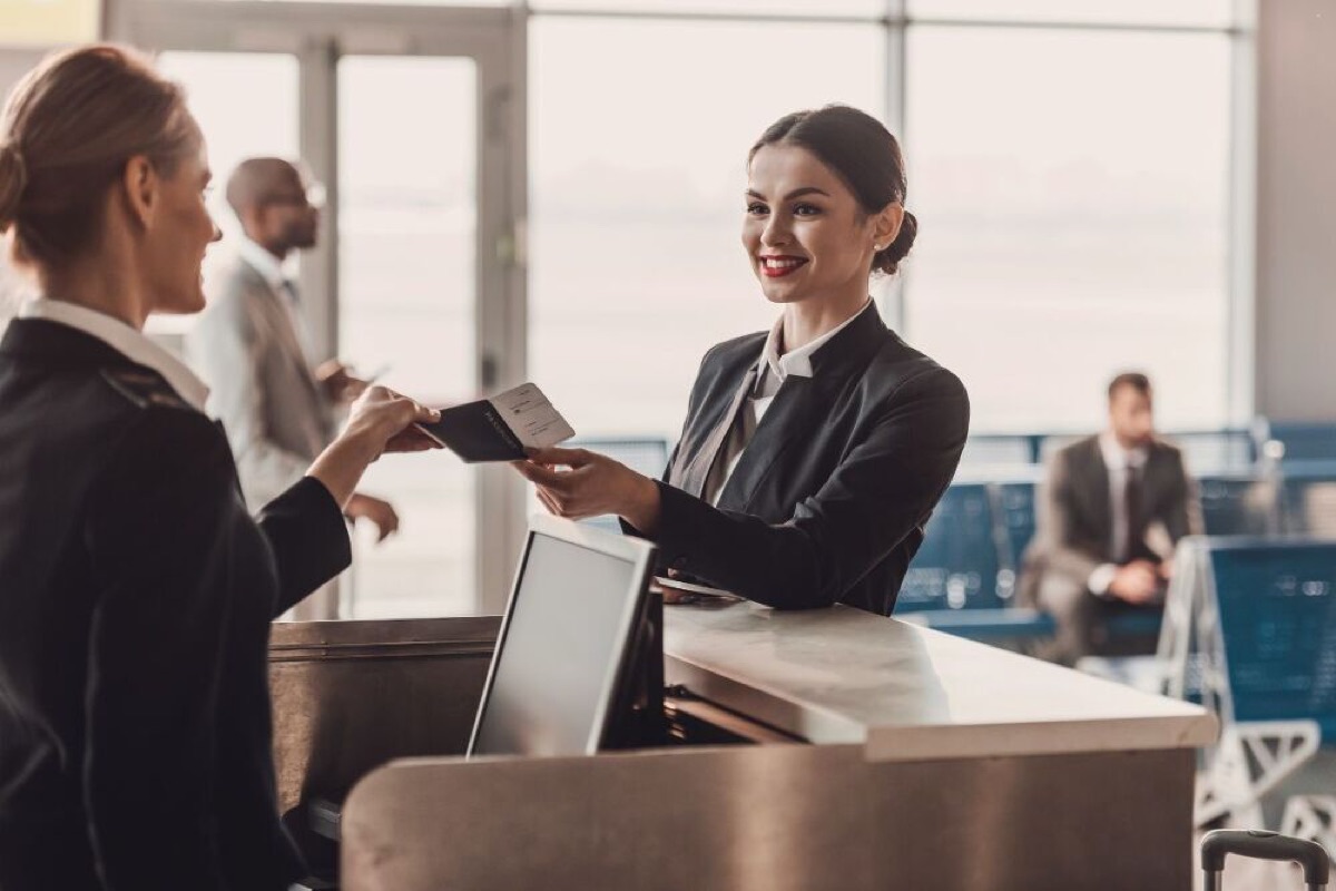 the essential don ts of airport check in tips from wolters world
