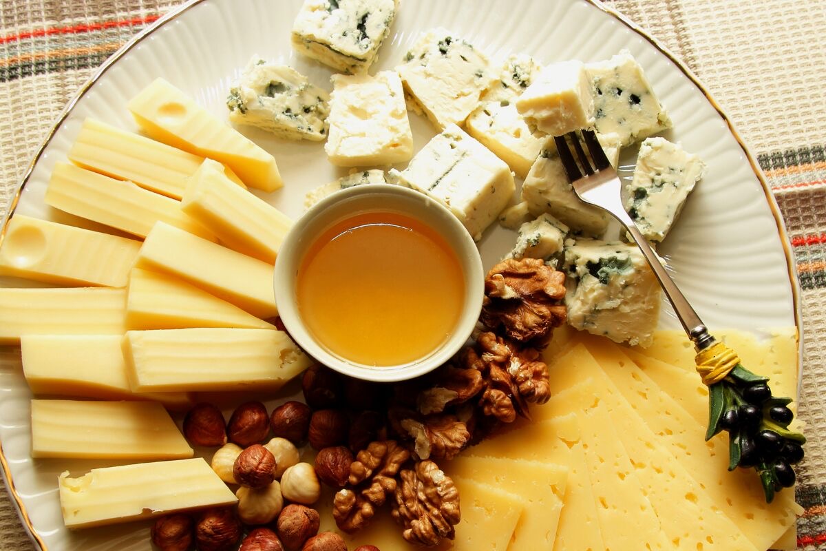 Cruise Food & Drink Hacks: Insider Tips for a More Enjoyable Vacation