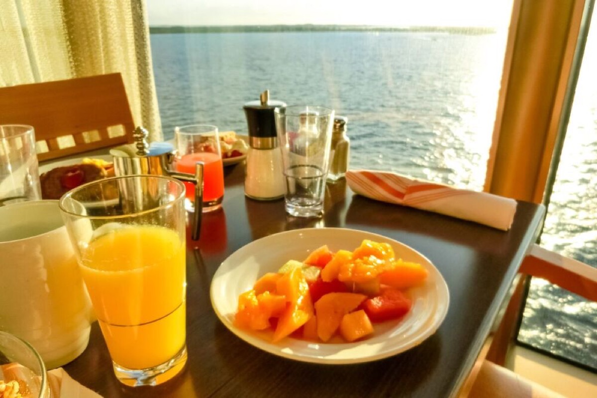 cruise food drink hacks insider tips for a more enjoyable vacation